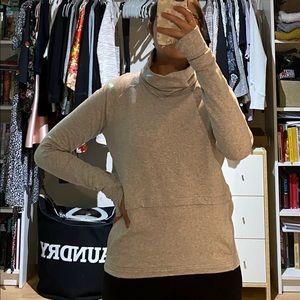 Lululemon Find your Unwind